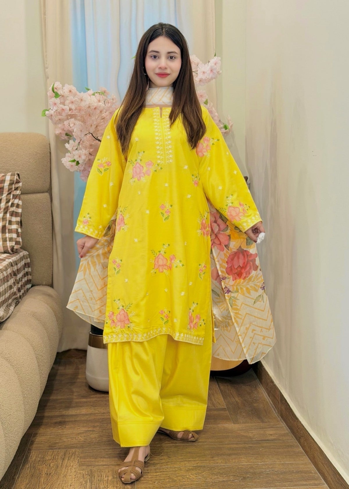 Gulposh stitched eastern suit by Tehzeeb Libas