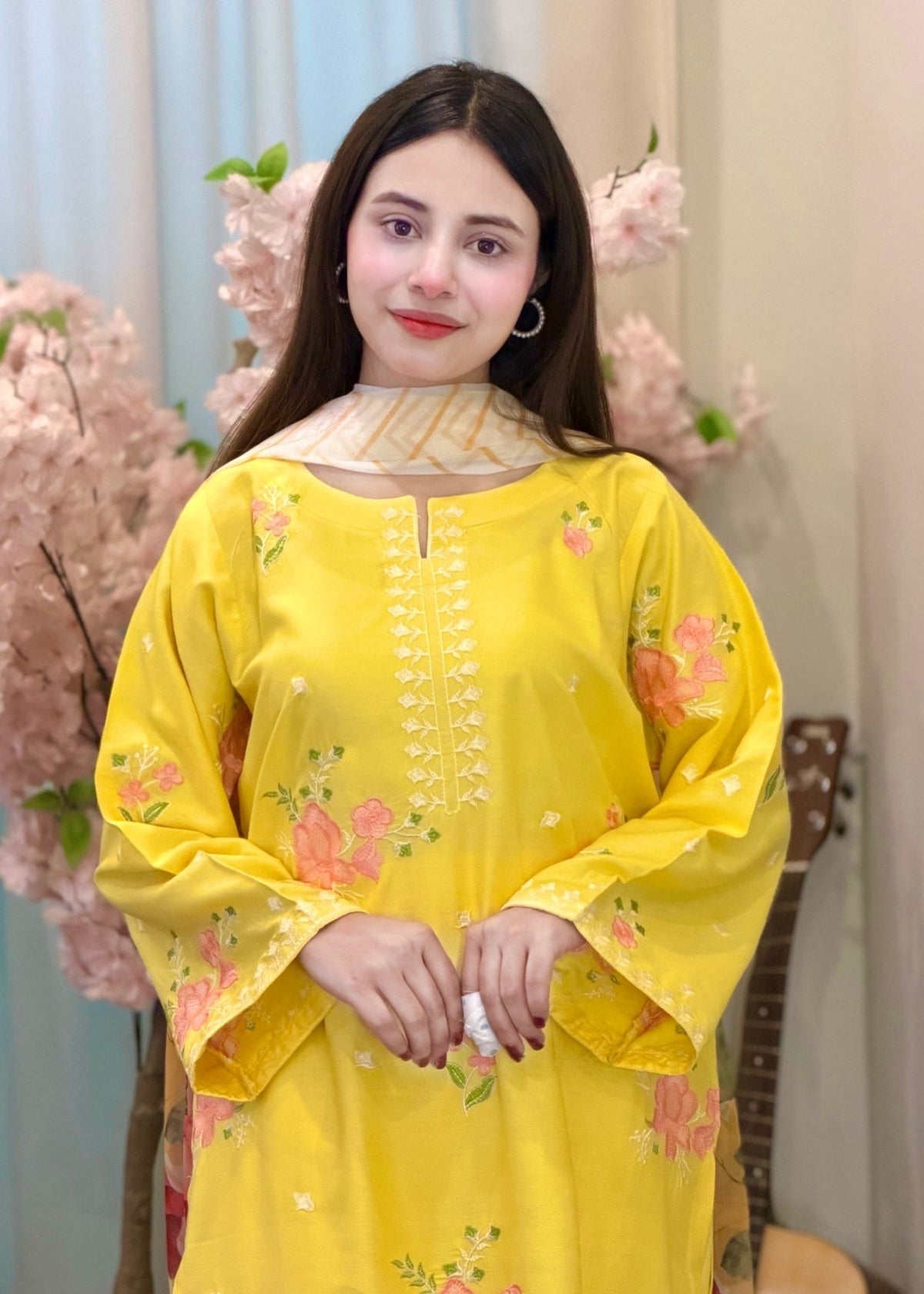 Gulposh stitched eastern suit by Tehzeeb Libas (view 6)